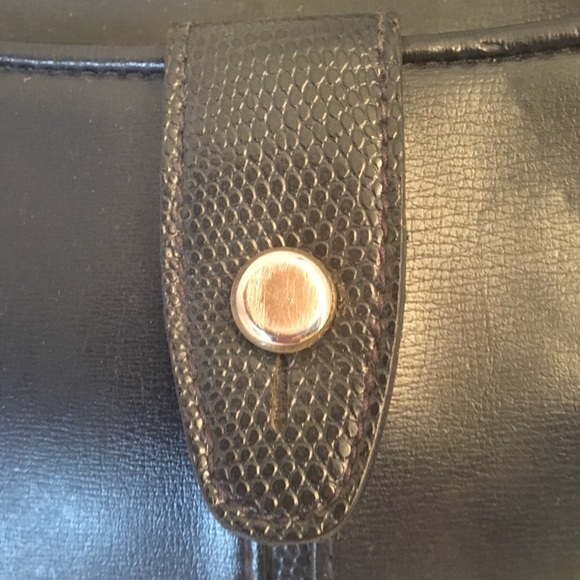 🍀Liz Claiborne Navy Blue Purse - Picture 2 of 6